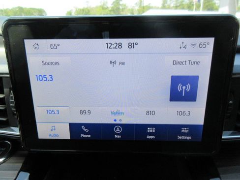 Used 2022 Ford Explorer Limited w/ Equipment Group 301A image 24