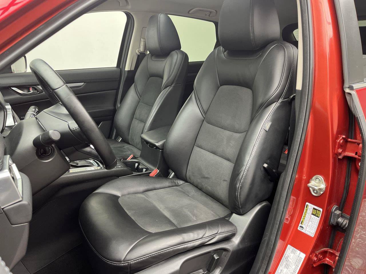 Used 2018 MAZDA CX-5 Touring w/ Preferred Equipment Package AWD/4WD image 9