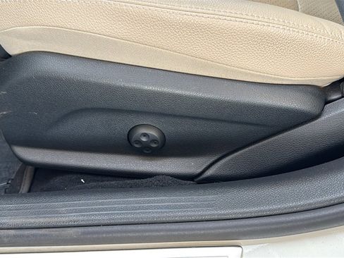 Used 2021 Mercedes-Benz C 300 C 300 image 20