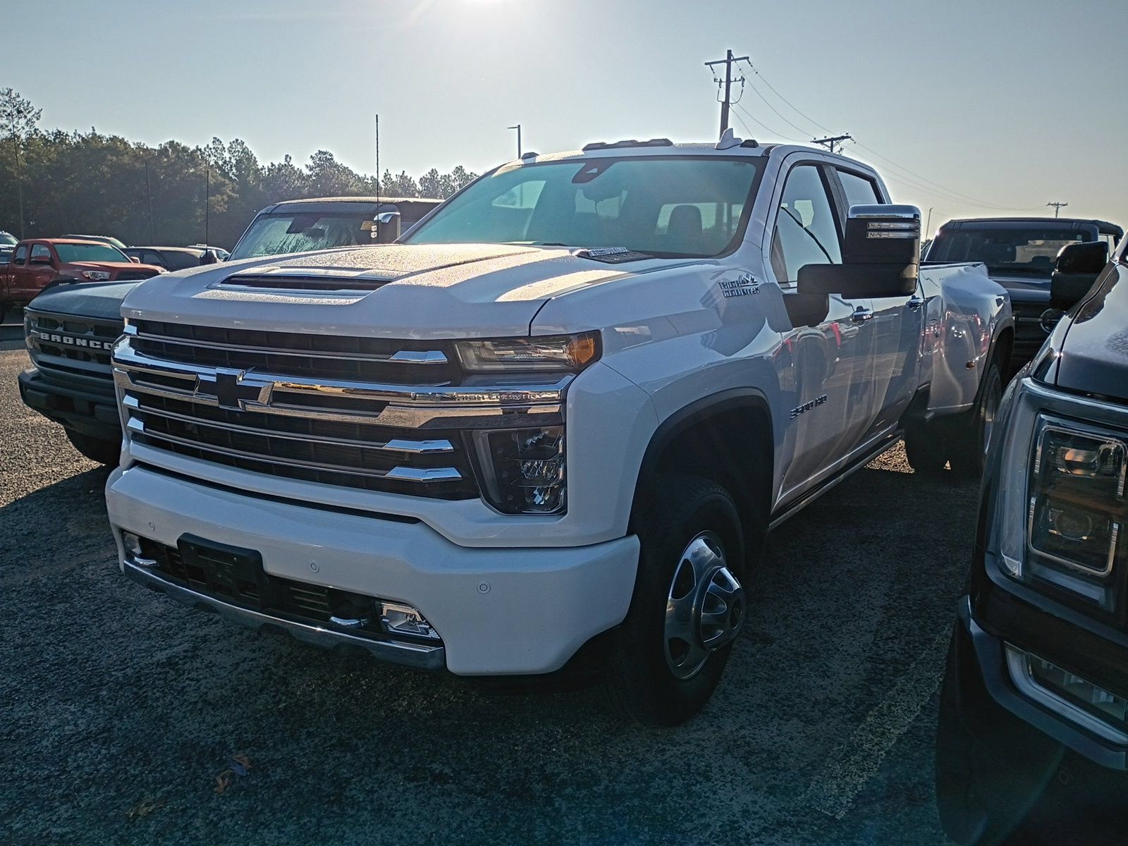 Used 2021 Chevrolet Silverado 3500 High Country AWD/4WD image 1