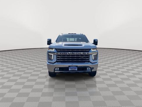 Used 2022 Chevrolet Silverado 2500 LTZ w/ LTZ Plus Package AWD/4WD image 2