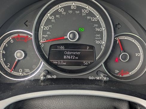 Used 2019 Volkswagen Beetle 2.0T SE image 26