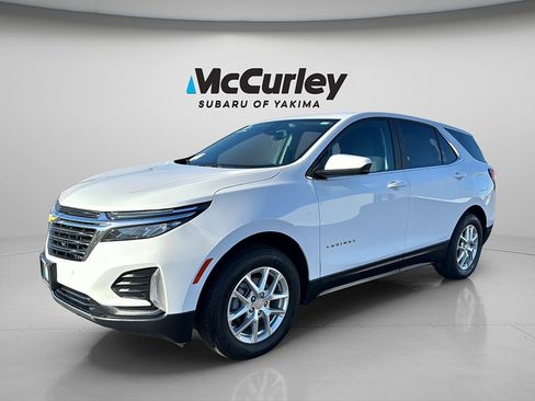 Used 2024 Chevrolet Equinox LT AWD/4WD image 2