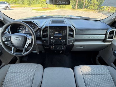 Used 2019 Ford F250 XLT AWD/4WD image 23