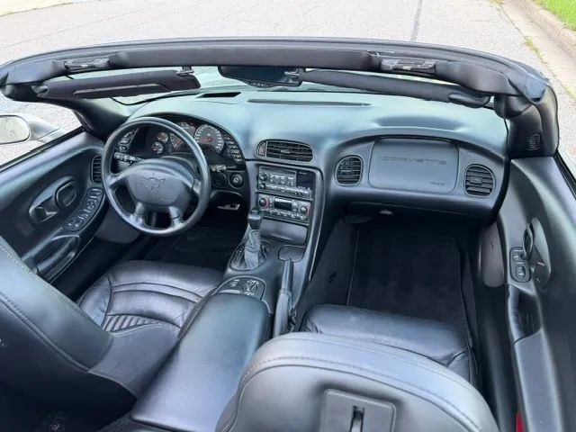 Used 2002 Chevrolet Corvette Convertible w/ Preferred Equipment Group2 RWD image 23