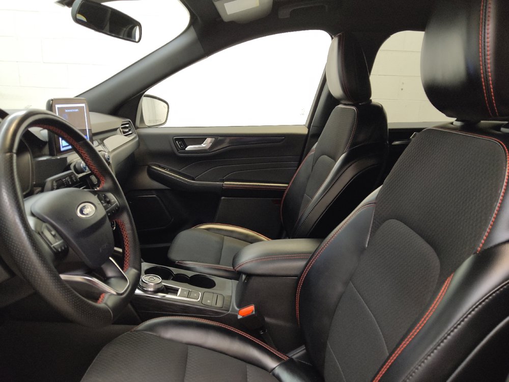 Used 2024 Ford Escape ST-Line Select AWD/4WD image 17