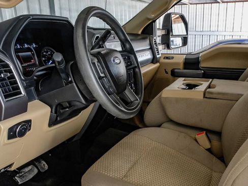 Used 2017 Ford F250 XLT AWD/4WD image 15