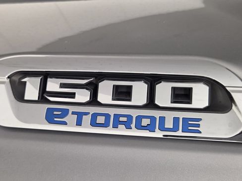 Used 2021 RAM 1500 Big Horn RWD image 9