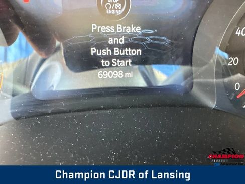 Used 2024 Jeep Compass Latitude AWD/4WD image 21