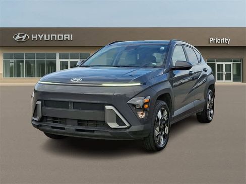 Used 2024 Hyundai Kona SEL image 1