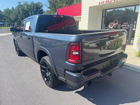 Used 2025 RAM 1500 Laramie w/ Night Edition AWD/4WD image 5