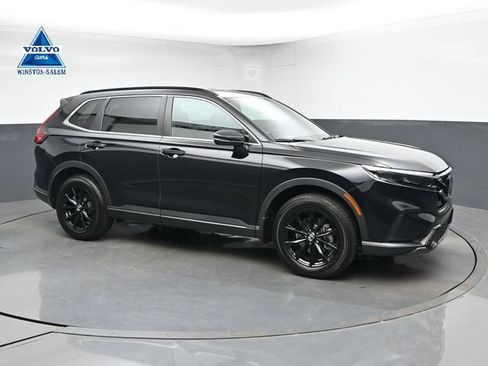 Used 2025 Honda CR-V Sport image 1
