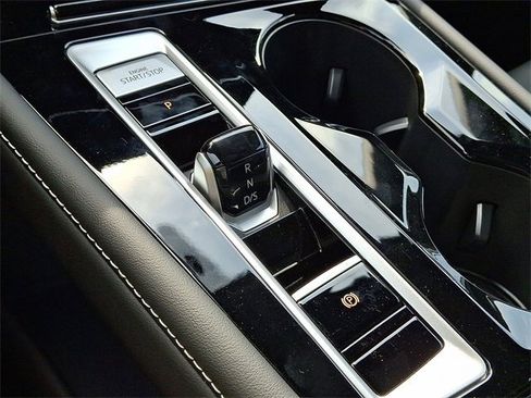 New 2026 Volkswagen Atlas Cross Sport SEL Premium R-Line image 10