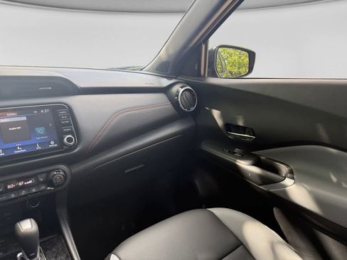 Used 2022 Nissan Kicks SR w/ Premium Package FWD image 19