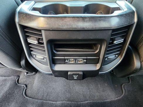 Used 2019 RAM 1500 Big Horn image 15