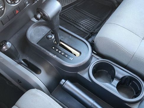 Used 2008 Jeep Wrangler Unlimited Sahara image 23