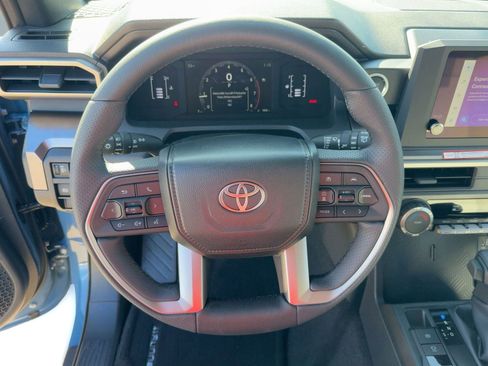 New 2025 Toyota 4Runner SR5 image 15