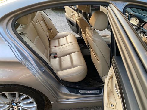 Used 2016 BMW 528i Sedan image 16