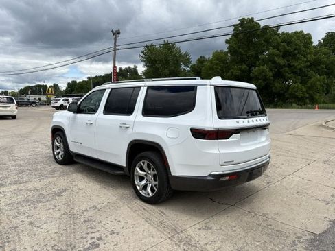 Used 2022 Jeep Wagoneer Series II AWD/4WD image 6