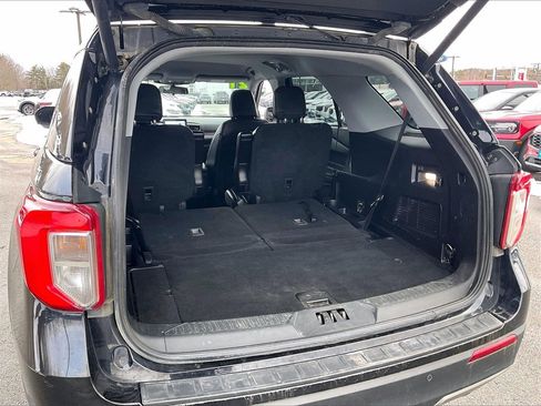 Used 2021 Ford Explorer XLT w/ Equipment Group 202A image 36