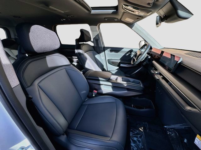 New 2026 Kia EV9 Light RWD image 30