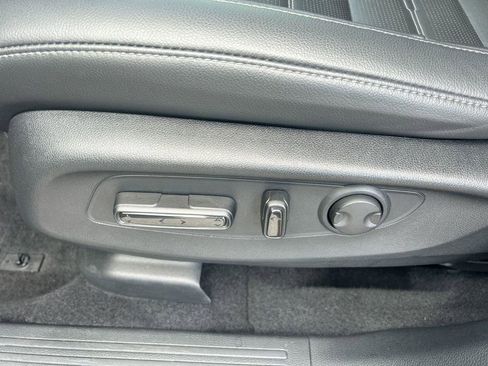 Used 2024 Honda CR-V EX-L image 23