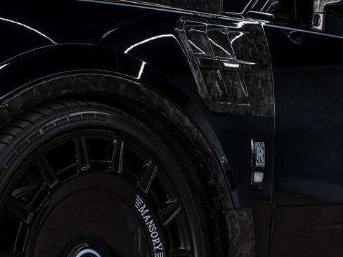 Used 2026 Rolls-Royce Cullinan AWD/4WD image 40