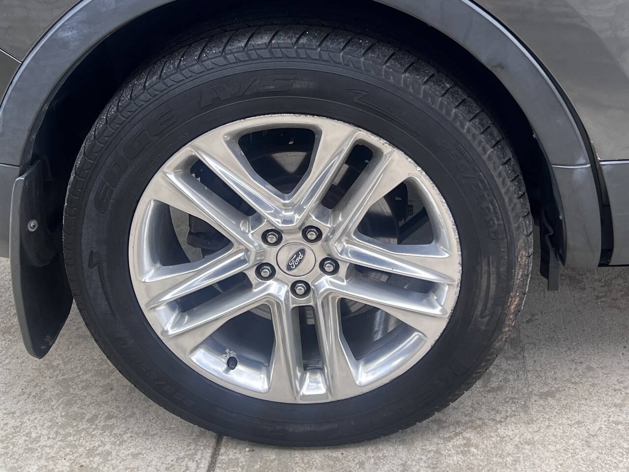 Used 2016 Ford Explorer Limited w/ Equipment Group 301A AWD/4WD image 10