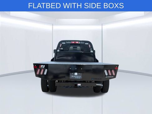 New 2026 RAM 5500 Tradesman w/ Chrome Appearance Group AWD/4WD image 27