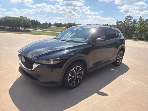 Used 2022 MAZDA CX-5 AWD 2.5 S w/ Premium Package image 3