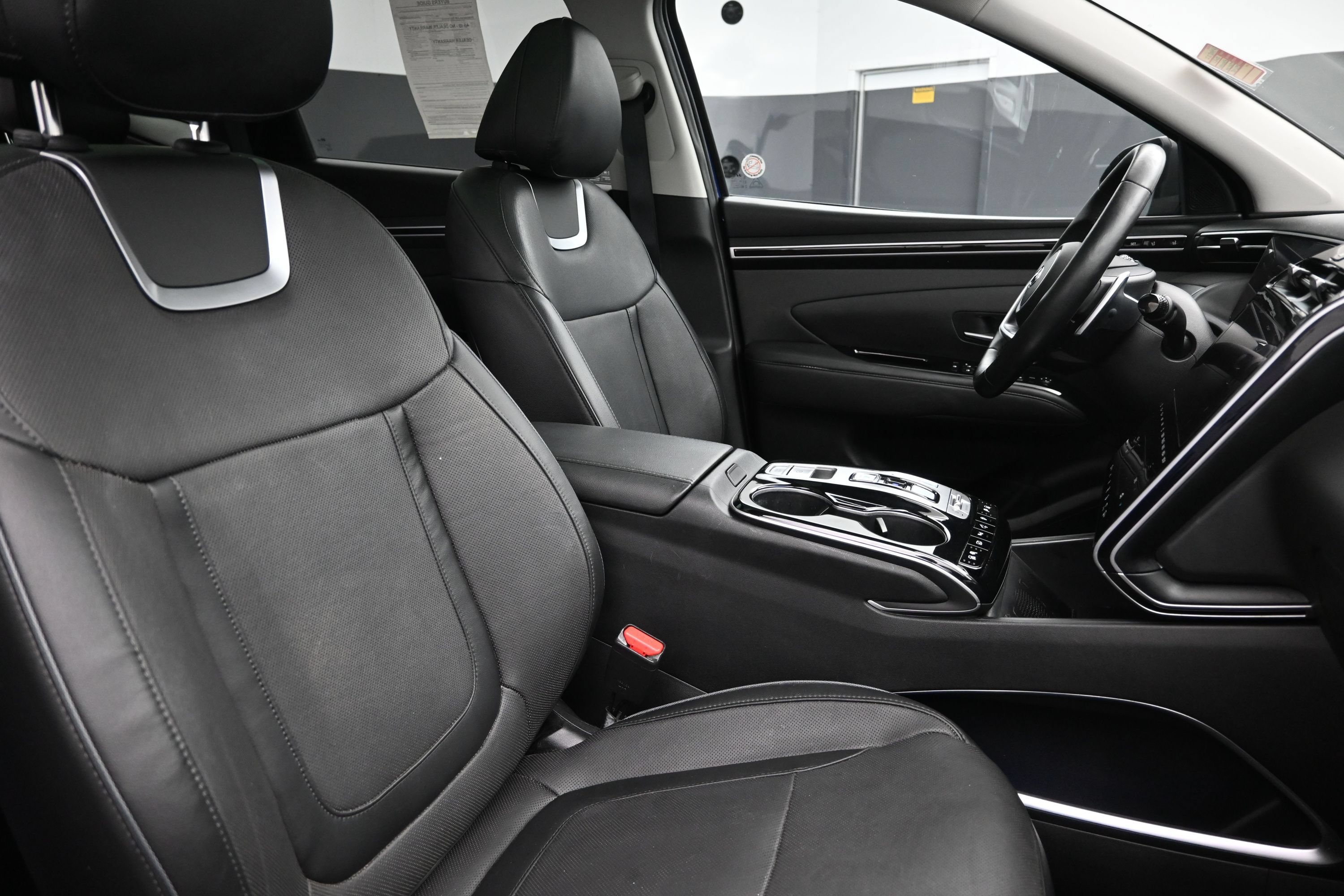 Used 2023 Hyundai Tucson Limited AWD/4WD image 28