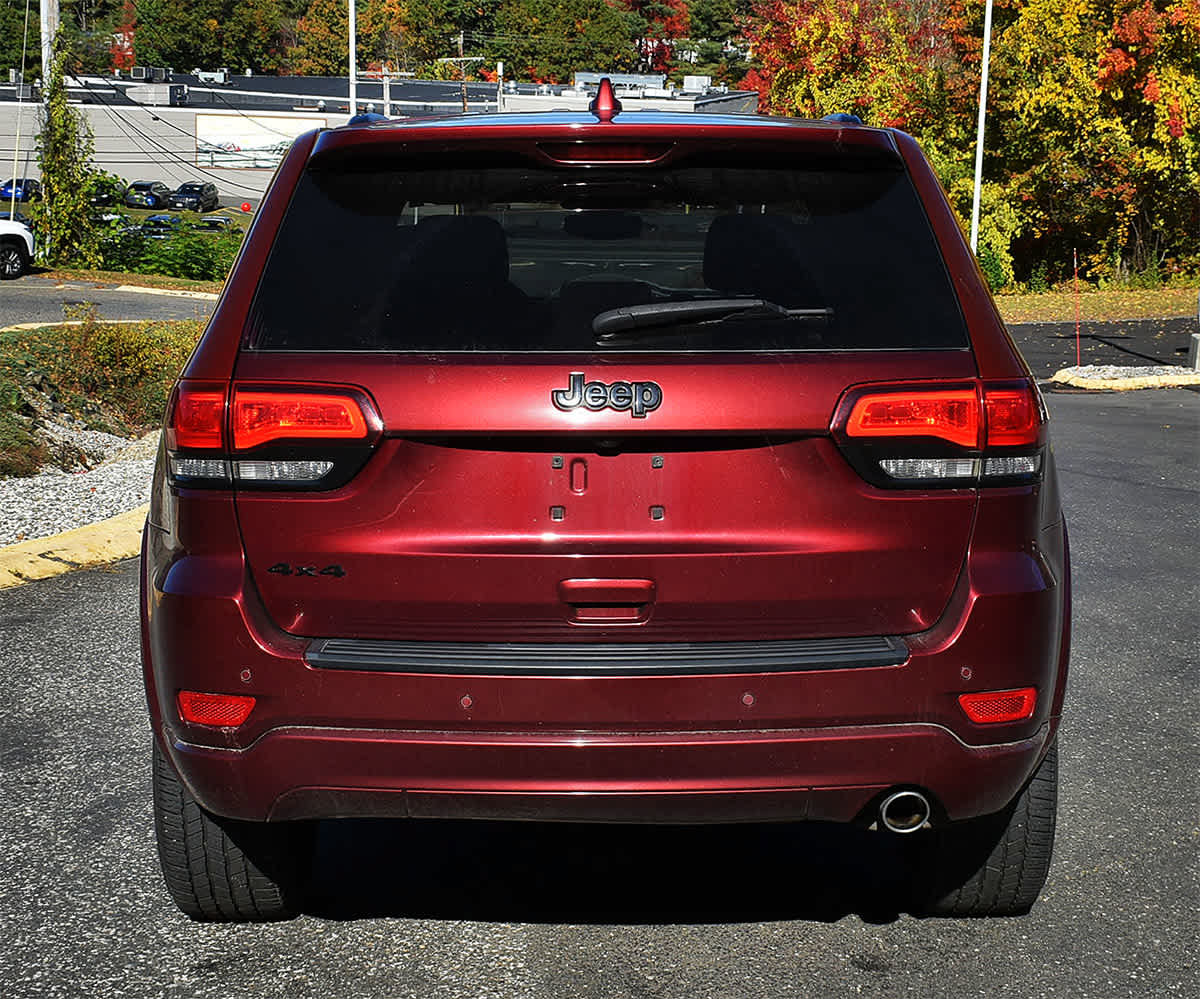 Used 2019 Jeep Grand Cherokee Altitude AWD/4WD image 7
