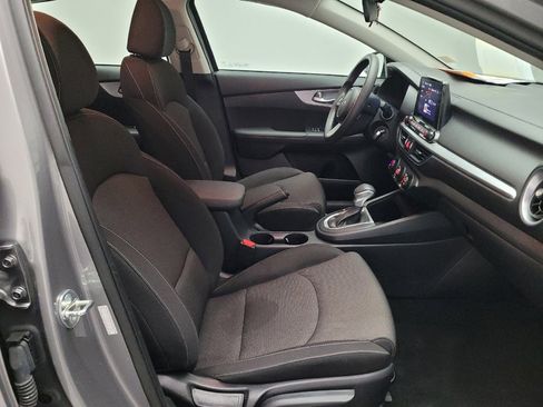Used 2023 Kia Forte LXS image 21