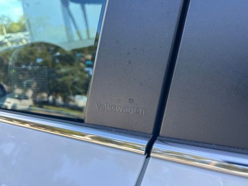 New 2026 Volkswagen Taos SE image 27