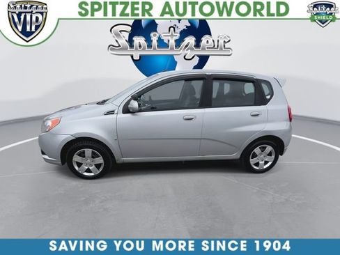 Used 2009 Chevrolet Aveo5 LT w/ Power and Convenience Package FWD image 6