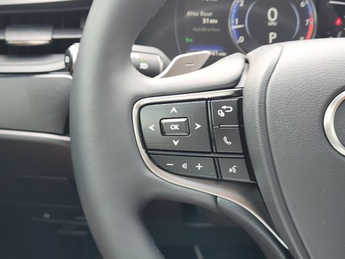 Used 2025 Lexus ES 350 w/ Premium Package FWD image 26