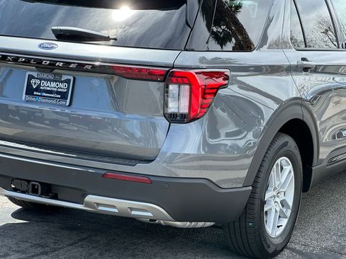 New 2026 Ford Explorer Active w/ Active Comfort Package RWD image 7