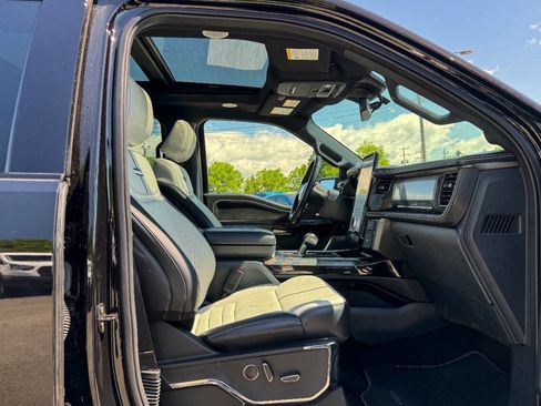 Used 2022 Ford F150 Lightning Platinum AWD/4WD image 14