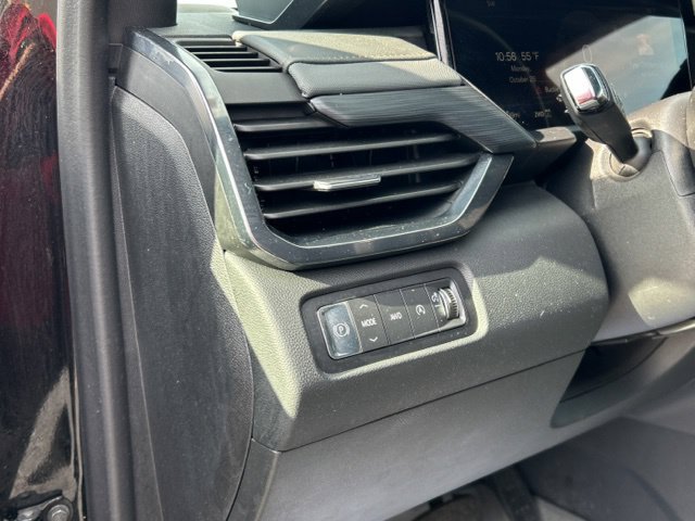 Used 2025 GMC Acadia AT4 w/ Luxury Package AWD/4WD image 34