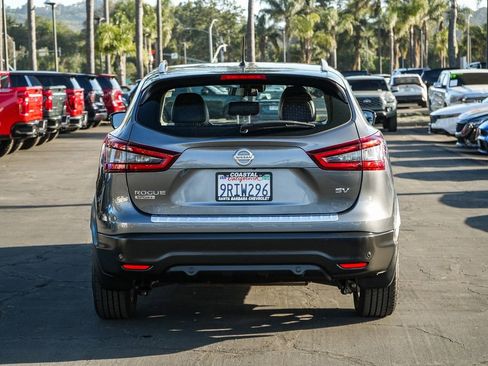 Used 2020 Nissan Rogue Sport SV w/ Technology Package FWD image 5