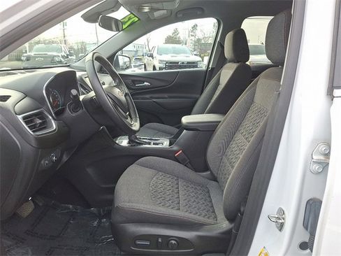 Used 2023 Chevrolet Equinox LT image 13