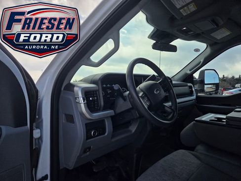 Used 2024 Ford F250 XLT w/ Snow Plow/Camper Package AWD/4WD image 14