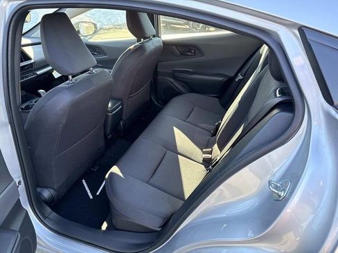 Used 2025 Toyota Prius LE image 16