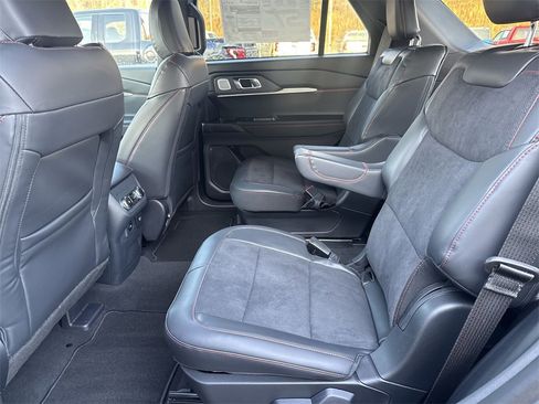 New 2026 Ford Explorer ST w/ Sun And Sound Package image 31