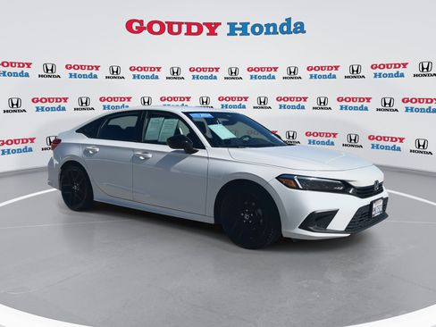 Certified 2024 Honda Civic Sport image 2