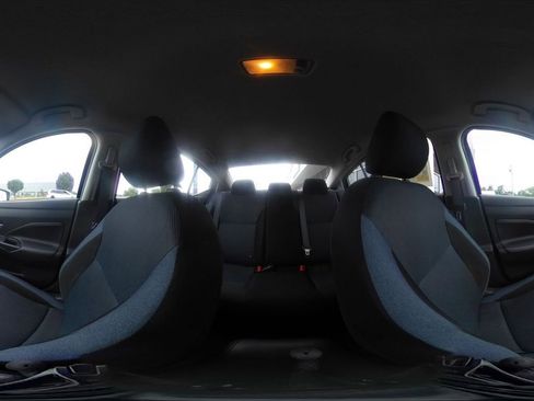 Used 2025 Nissan Versa SV FWD image 40