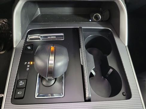 Certified 2024 MAZDA CX-90 Plug-In Hybrid w/ Premium Plus AWD/4WD image 32