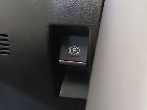 Used 2025 Lexus IS 300 w/ Comfort Package image 30