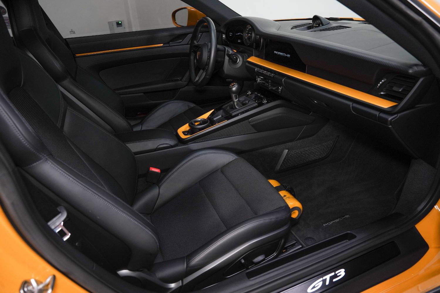 Used 2022 Porsche 911 GT3 RWD image 2