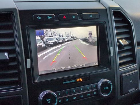 Used 2020 Ford Expedition XLT w/ Equipment Group 201A image 28